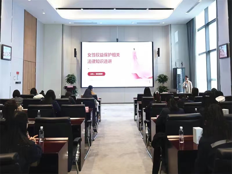 1710387239795459.jpg 张虹薇1.jpg