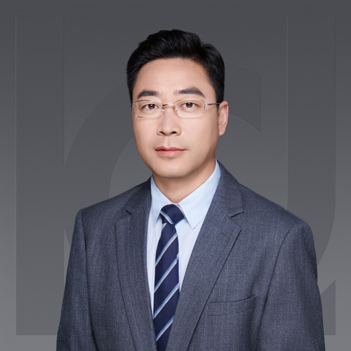王新泉